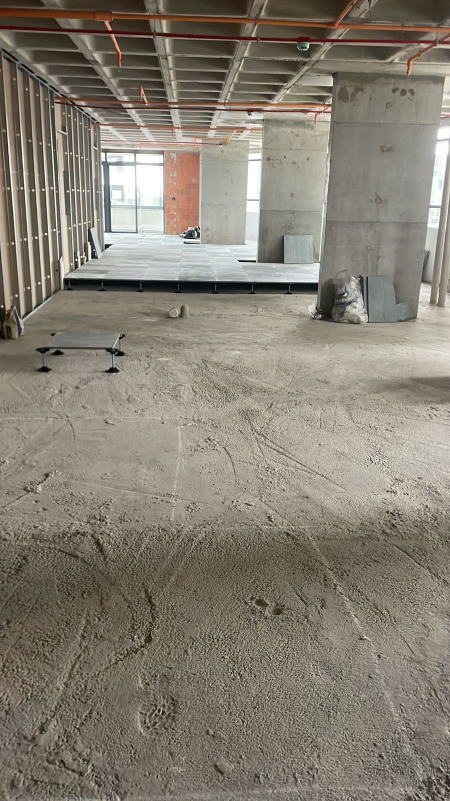 Projeto especial de piso elevado