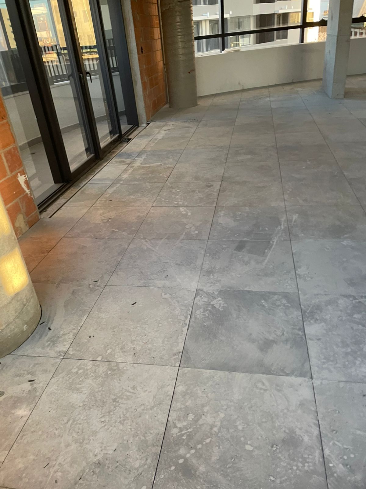 Detalhe de instalação profissional